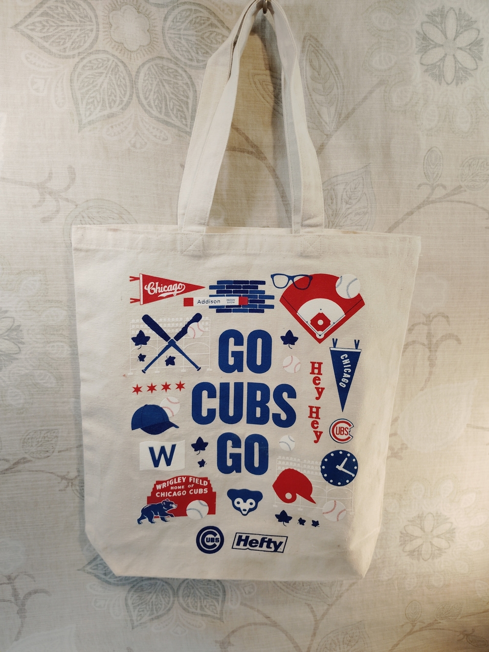 Chicago Cubs Cotton Shoulder Tote Bag - White with Blue & Red Graphics